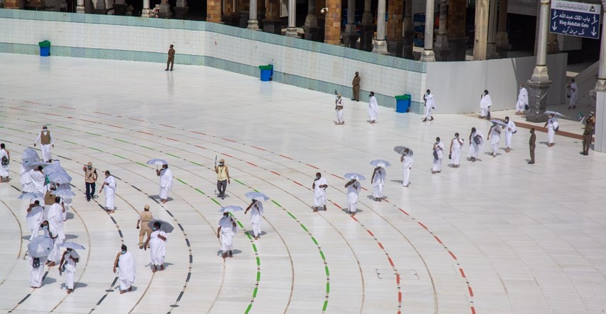 Počelo hodočašće u Meku, zbog korone na njega idu samo muslimani iz Saudijske Arabije
