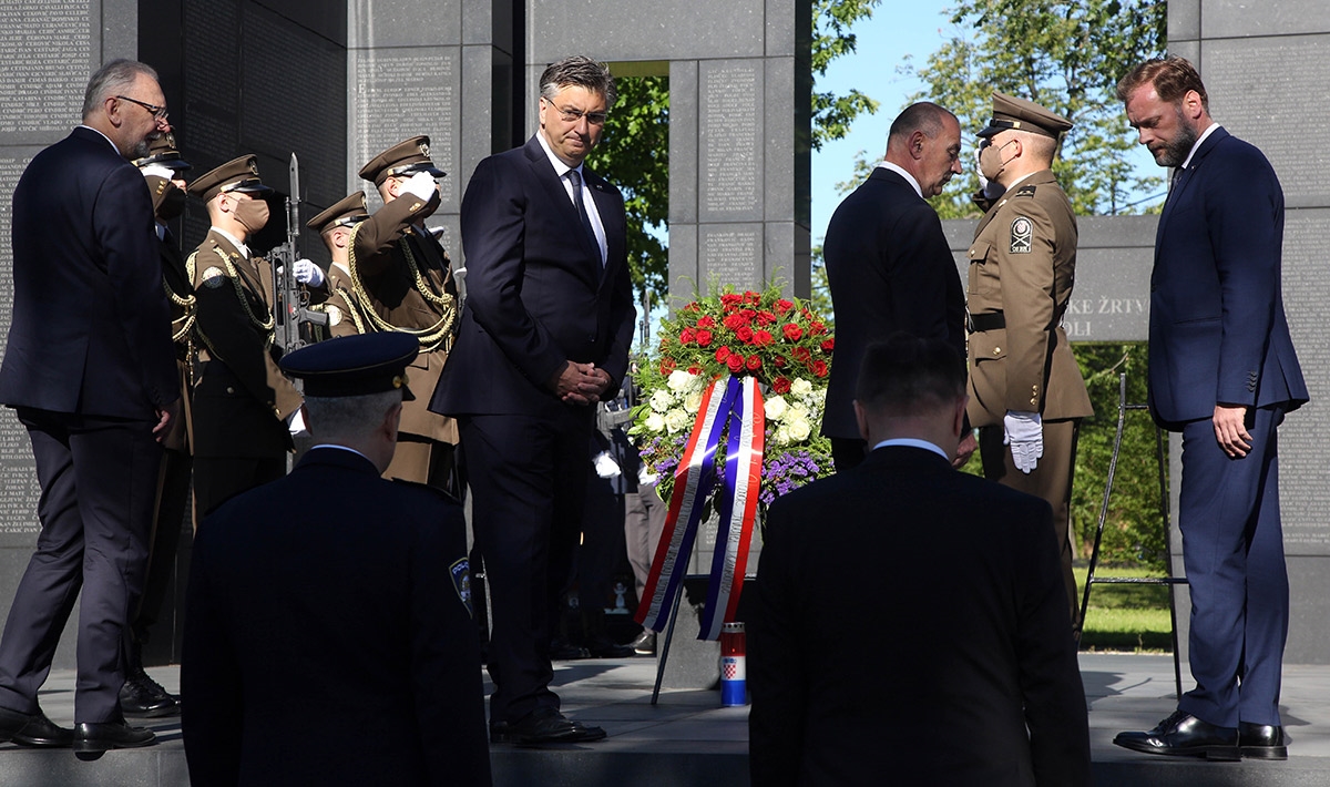 Plenković na 30. obljetnicu HV-a: "Jedinstveno razdoblje hrvatske povijesti"