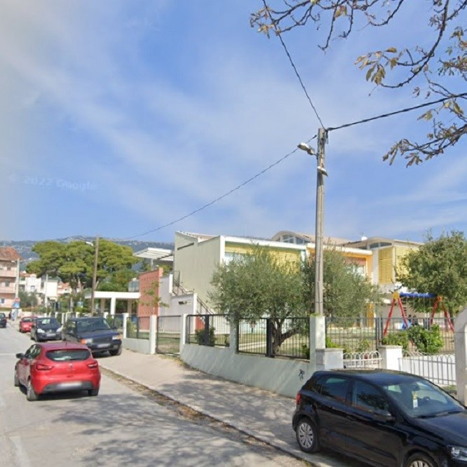 Maloljetnici u Kaštelima napali Poljake