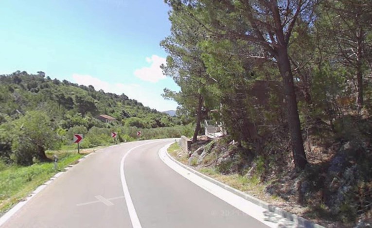 U prometnoj nesreći kod Čavoglava poginuo muškarac 