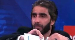 VIDEO Profesor u Afganistanu poderao svoje diplome tijekom televizijskog gostovanja