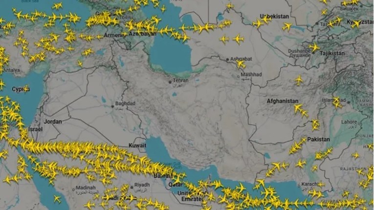 Pogledajte kako upravo izgleda zračni prostor nad Iranom, Izraelom, Jordanom i Irakom