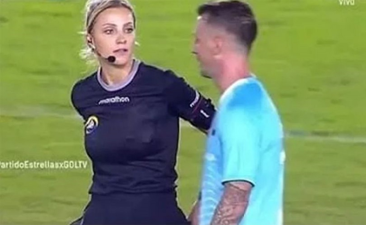Zgodna sutkinja zgrožena nemoralnom ponudom koju je dobila kad je postala hit
