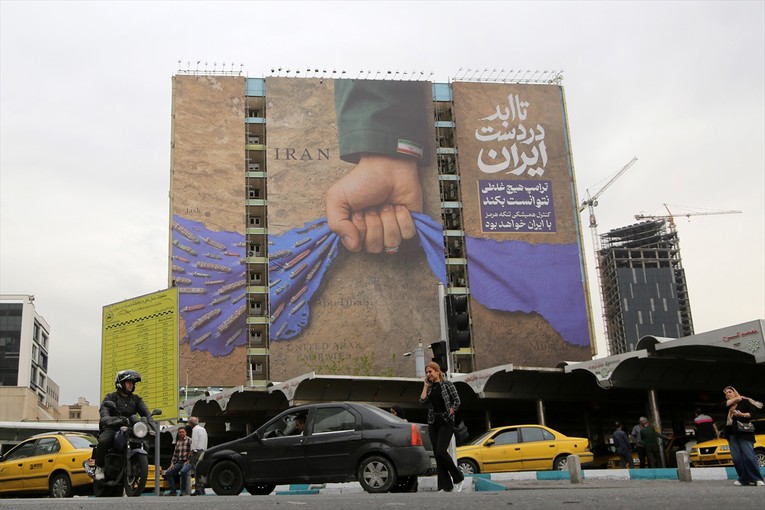 SAD kreće u blokadu Hormuza, zaustavljeni tankeri. Iran: Trumpove prijetnje su smiješne