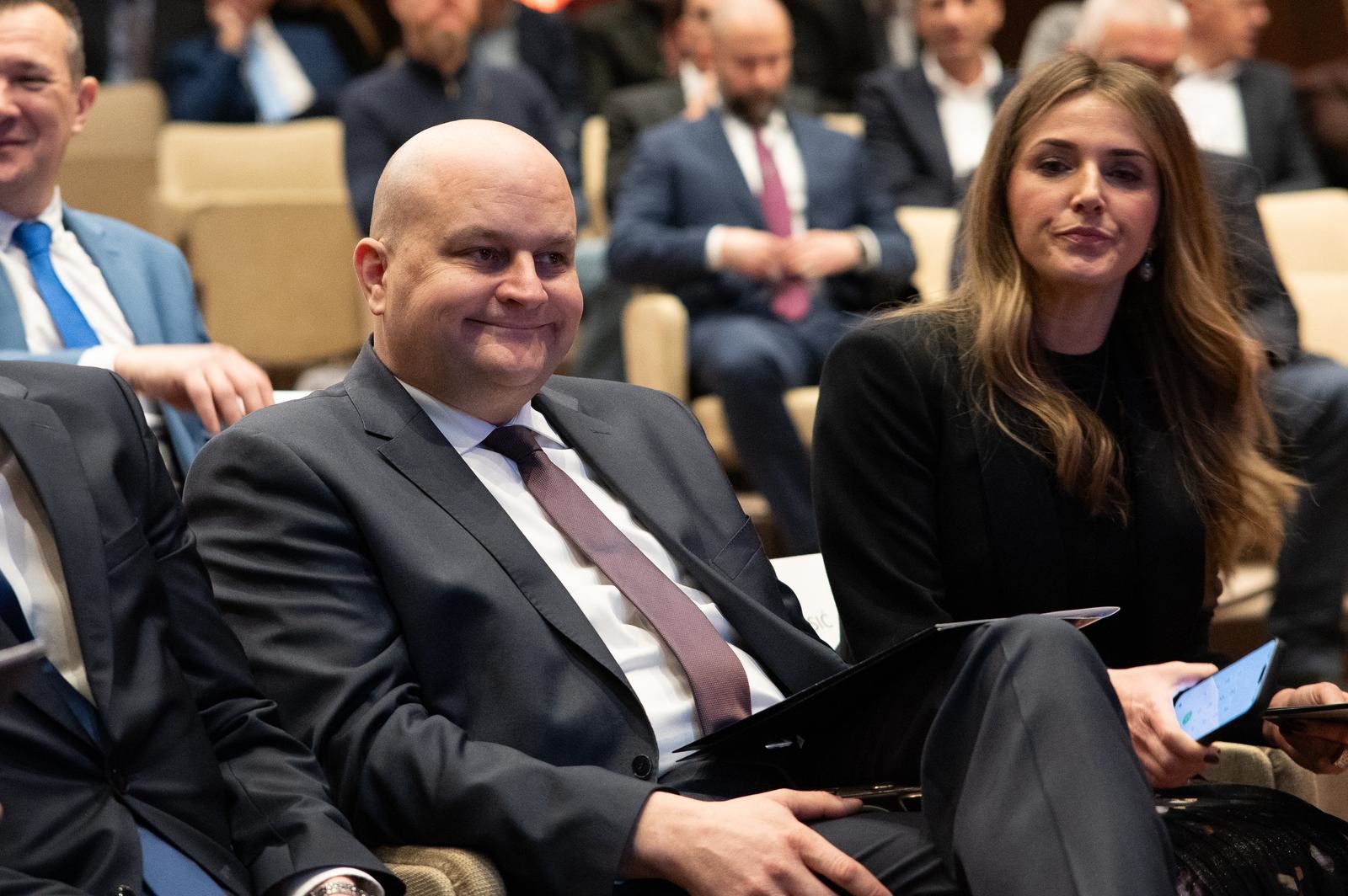 Obrtnici žele raditi nedjeljom, ministar se protivi zbog vjere