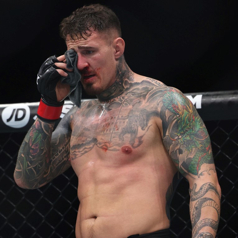 Aspinall predložio radikalan plan za kažnjavanje nedozvoljenih udaraca u UFC-u