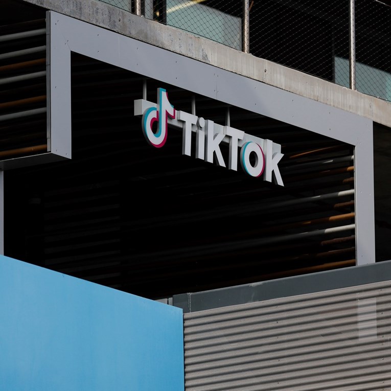 Britanija otvorila istragu o TikToku, Redditu i Imguru