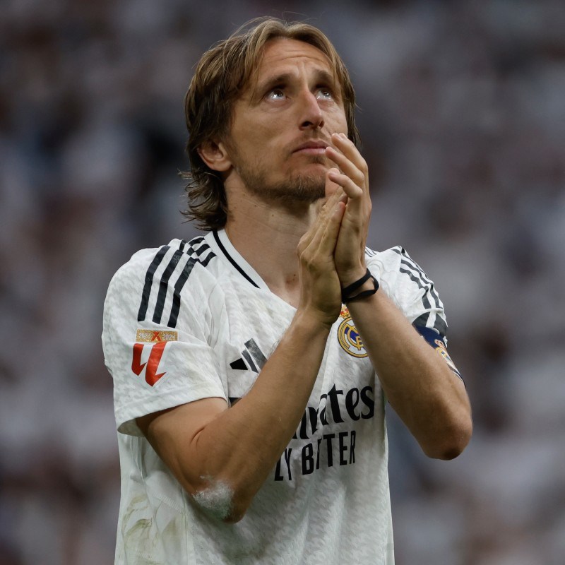 Španjolci: Modrić je prihvatio Perezovu ponudu. Vraća se u Real nakon karijere