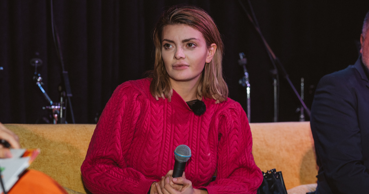 Ella Dvornik: Tata mi je govorio - drogiraj se, pij, samo nemoj pušiti cigarete