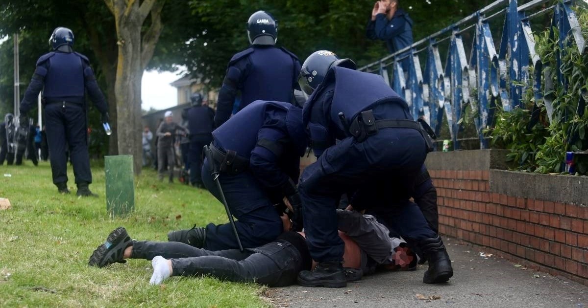 Više ljudi izbodeno u Dublinu, napadač uhićen
