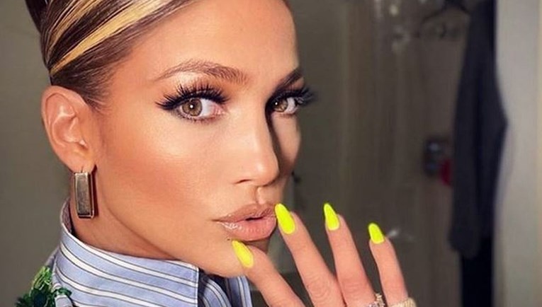 Jennifer Lopez tužili zbog fotografije na Instagramu, traže odštetu od milijun kuna