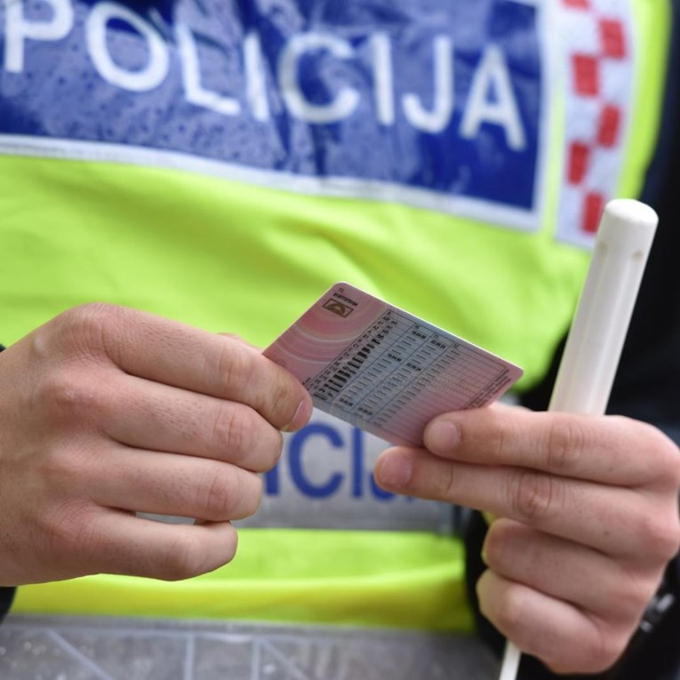 Stranci iz Šri Lanke, Nepala i Indije imali lažne vozačke. Idu u istražni zatvor