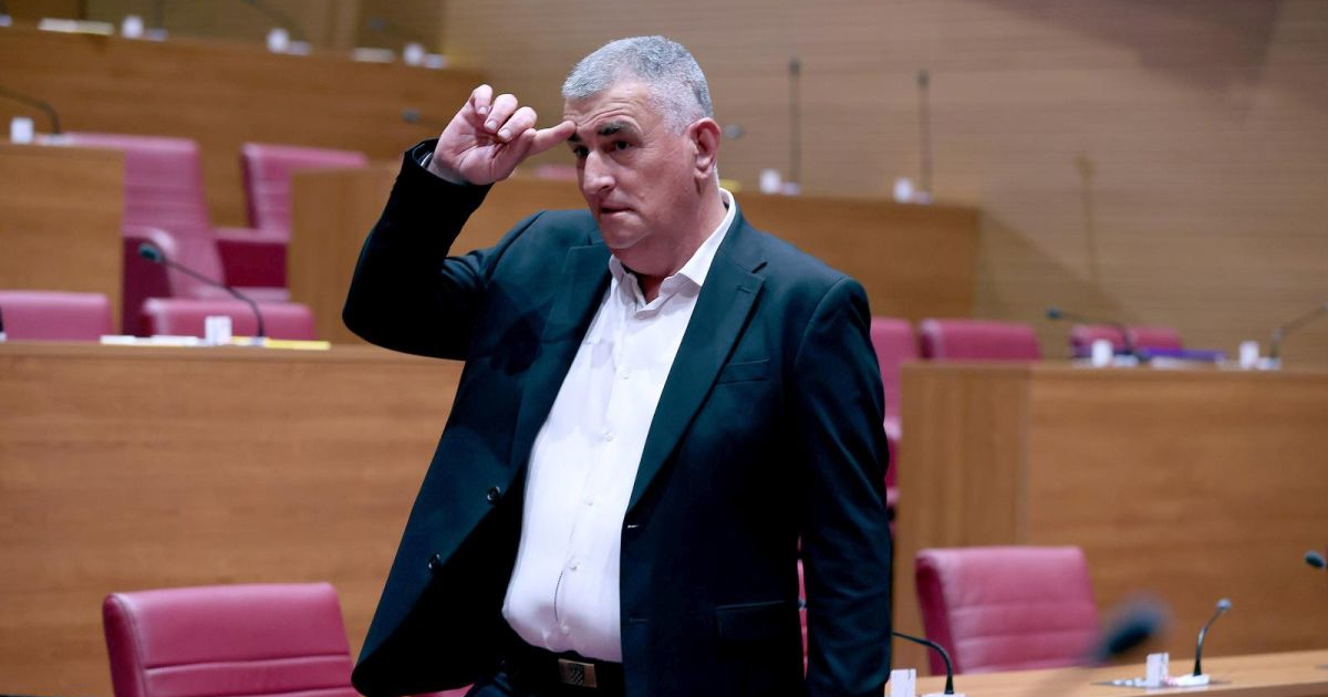 Sinjsko vijeće odbacilo Buljev proračun. "Nećemo financirati buseve za prosvjede"