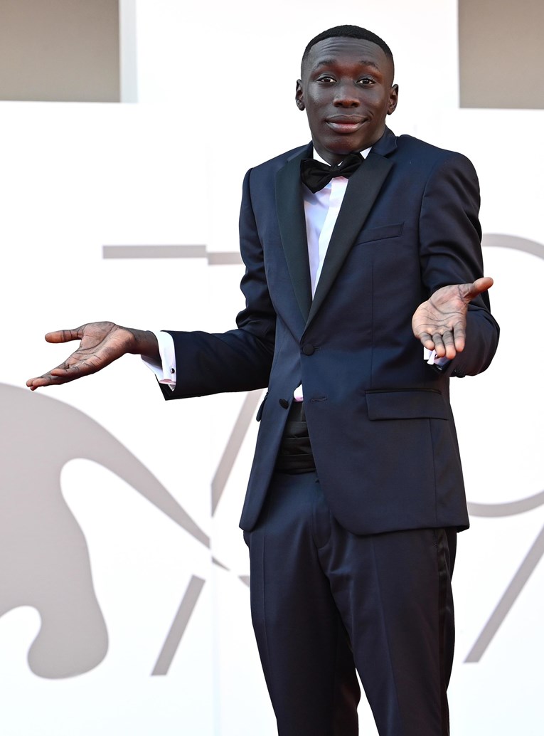 Najpraćeniji tiktoker na svijetu dospio na Forbesovu listu. Zarađuje ogromne cifre