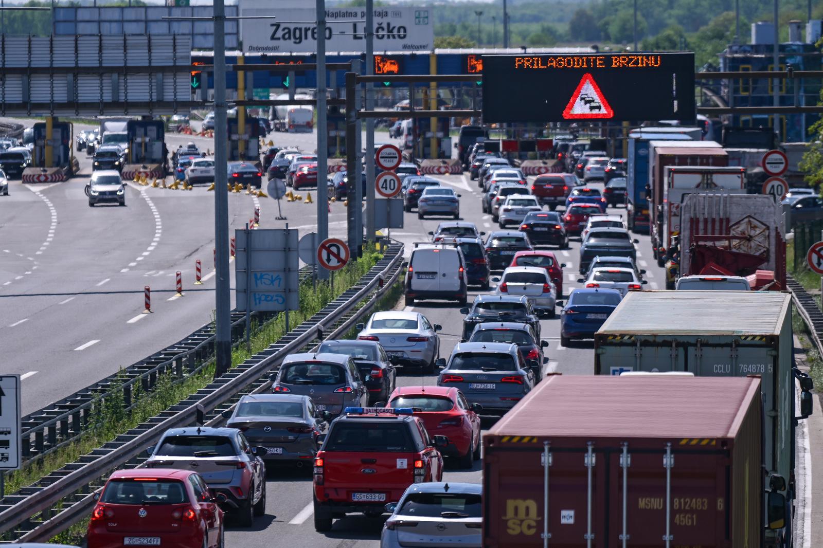VIDEO I FOTO Počinje produženi vikend, pogledajte gužve na Lučkom