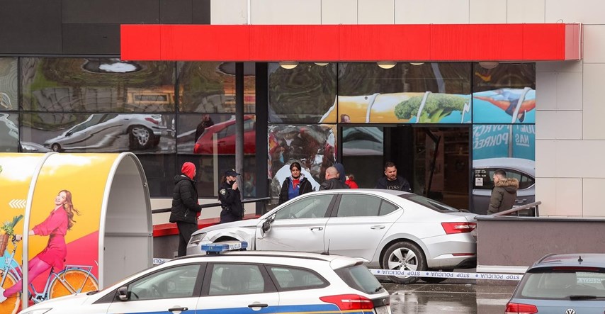 Detalji kaosa u Gračanima: Napao prodavača i suprugu i autom se zabio u šoping-centar