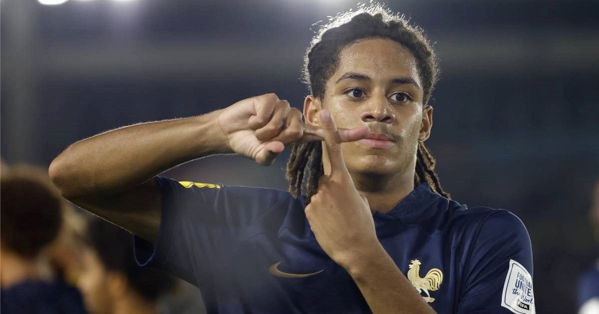 Chelsea ga je doveo prije 6 mjeseci. Prodaje ga nakon što je odigrao 22 minute