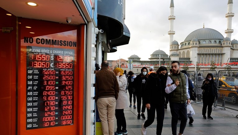 Inflacija u Turskoj usporila na 44 posto uoči ključnih izbora