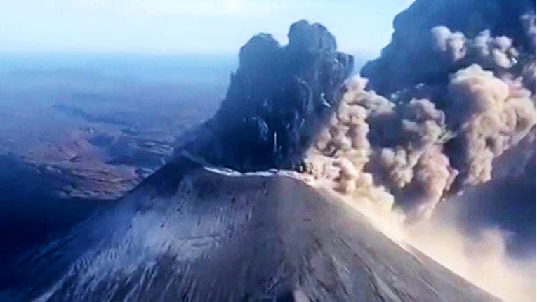 VIDEO Vulkan u Rusiji izbacio snop od pet kilometara pepela