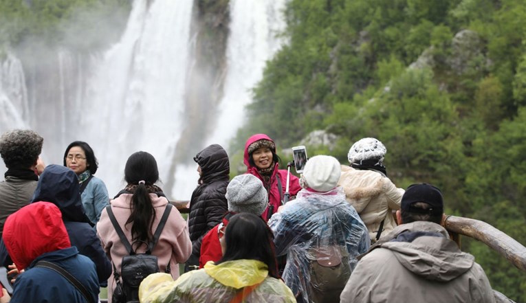 Doznajemo: Kineski turisti iz Wuhana nakon Plitvica idu u Dalmaciju i BiH