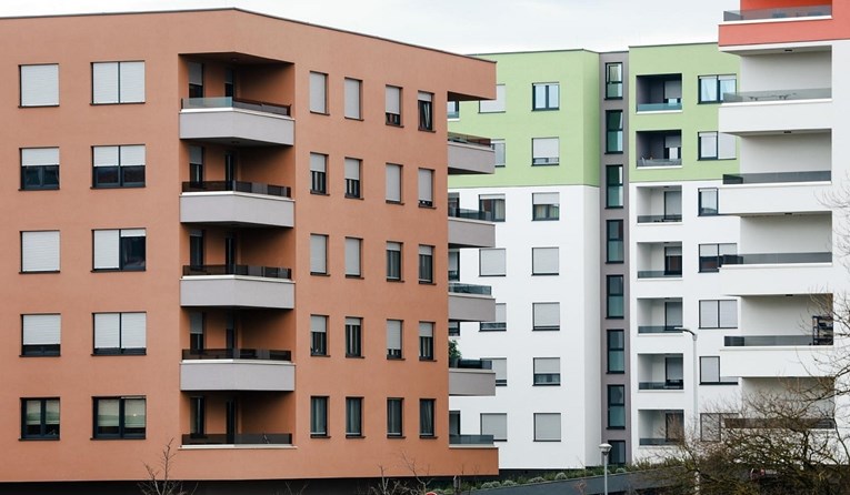 Stranci kupuju svaku treću nekretninu u Hrvatskoj