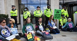 Policija u Londonu na ekološkim prosvjedima uhitila 70 ljudi
