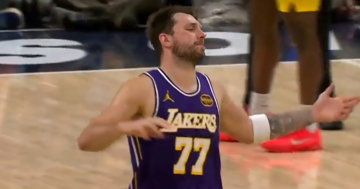 VIDEO Navijači u nevjerici. Je li Dončić dobio najčudniju tehničku ikada?