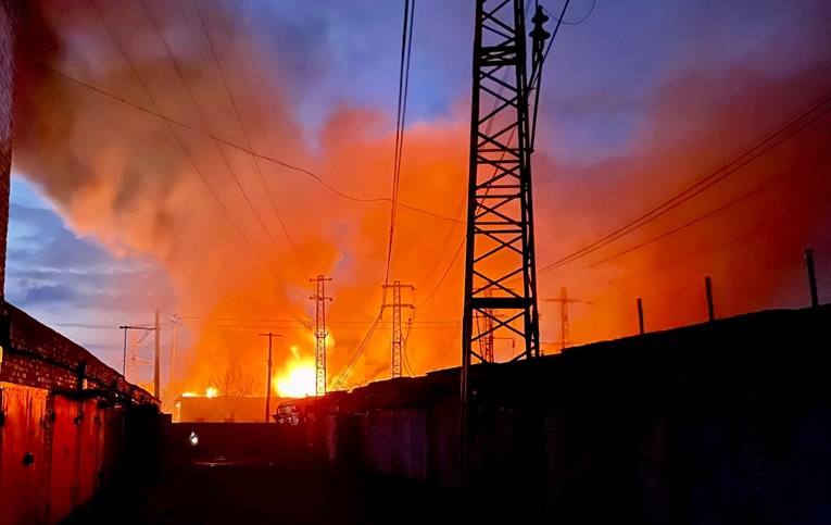 Niz ukrajinskih gradova pod raketnim napadima, Lavov bez struje