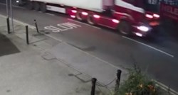 VIDEO Ovo je trenutak kad se kamion s 39 leševa dovezao na odredište