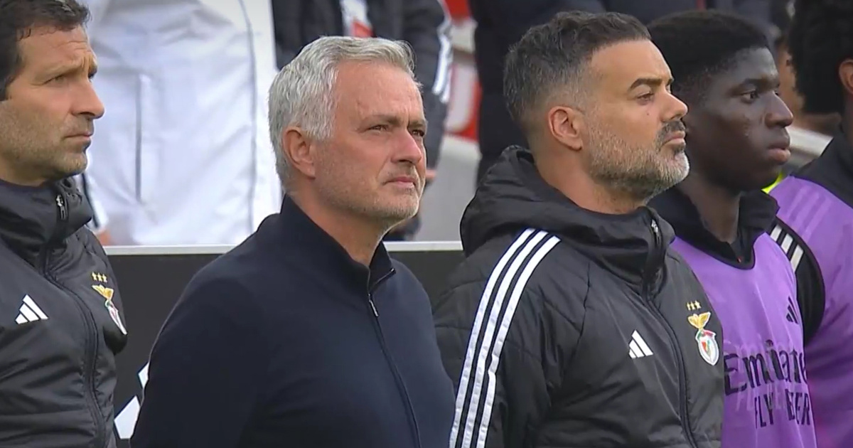 Mourinho se rasplakao tijekom minute šutnje za bivšeg kolegu