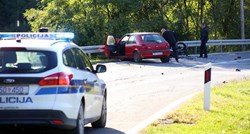 U nesreći kod Karlovca poginuo motorist, vozačica auta mu je ušla u traku