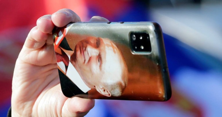 Twitter ograničava doseg Putinovom profilu