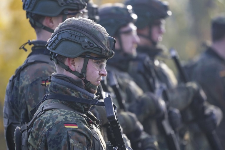 Njemačka želi najjaču vojsku u Europi. "Cilj je 460.000 borbeno spremnih vojnika"