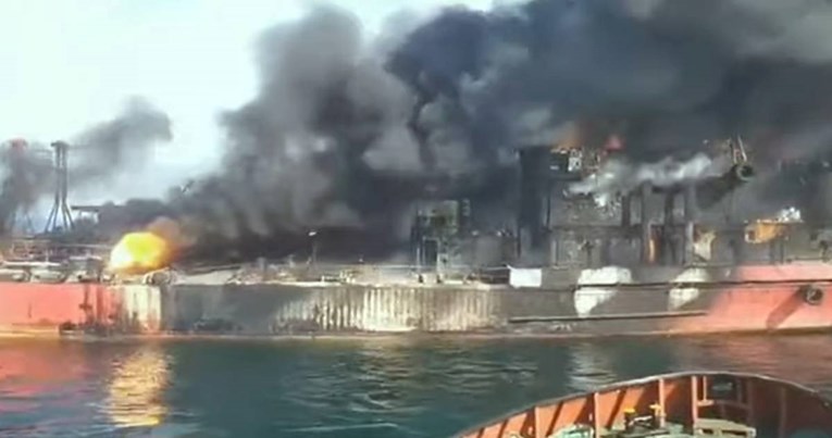 Ukrajina: Rusi raketom pogodili tanker koji je mjesecima plutao u Crnom moru