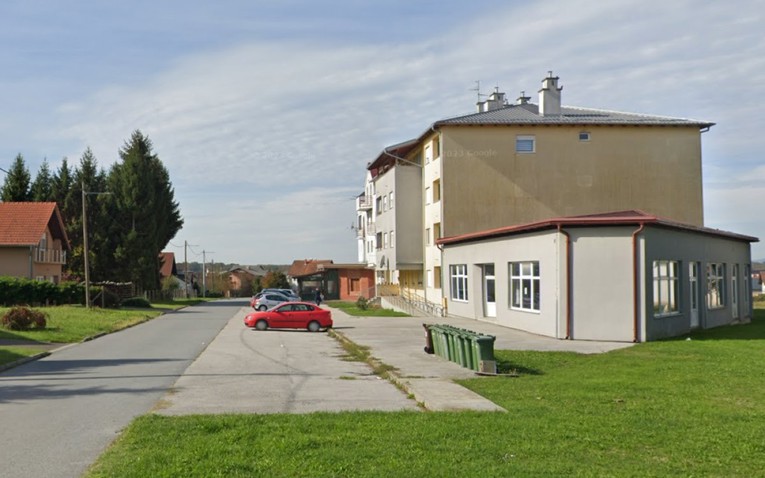 Pijana žena u Garešnici vrijeđala policajce, pokušala pobjeći. Dobila 15 dana zatvora