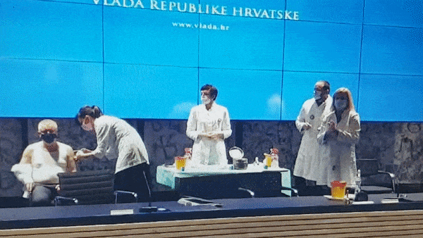 VIDEO Članovi vlade cijepili se protiv koronavirusa. Obuljen: Ništa nisam ni osjetila