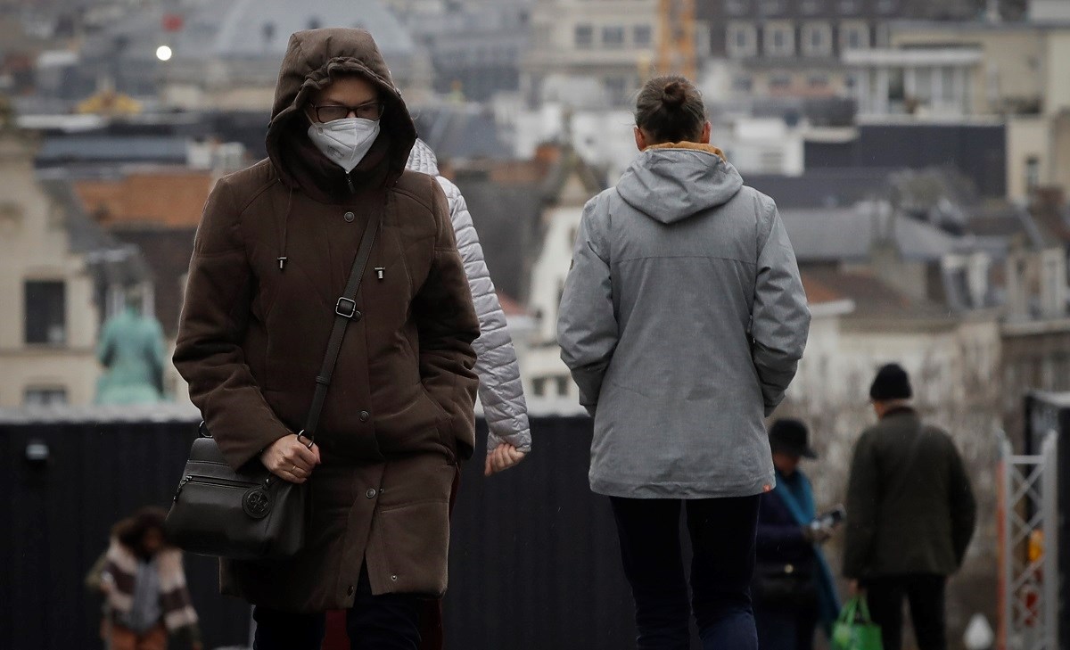 Novi soj korone izazvao uzbunu. Ovo su najbolji i najgori scenariji