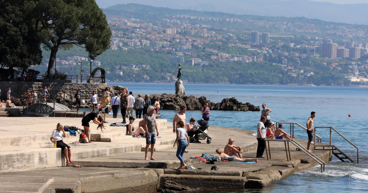 FOTO U Opatiju je stiglo ljeto