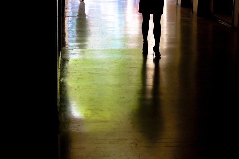 U Splitu pao lanac prostitucije. Svodnik pokušao pobjeći