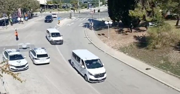 VIDEO Ovako je izgledao dolazak Boysa na Poljud. Imali su jaku policijsku pratnju