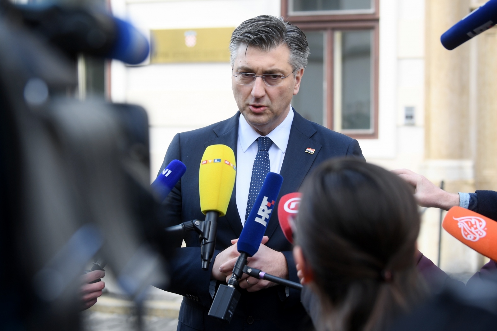 Plenković najavio brojne mjere: U ratu smo protiv virusa, panike i ekonomskih posljedica