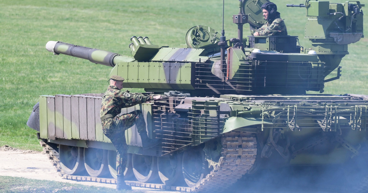 FOTO Srpska vojska vježba s moderniziranim tenkovima M-84