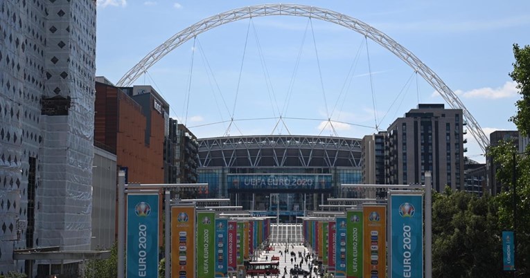 Telegraph: Vlada na Wembley pušta još navijača za Euro