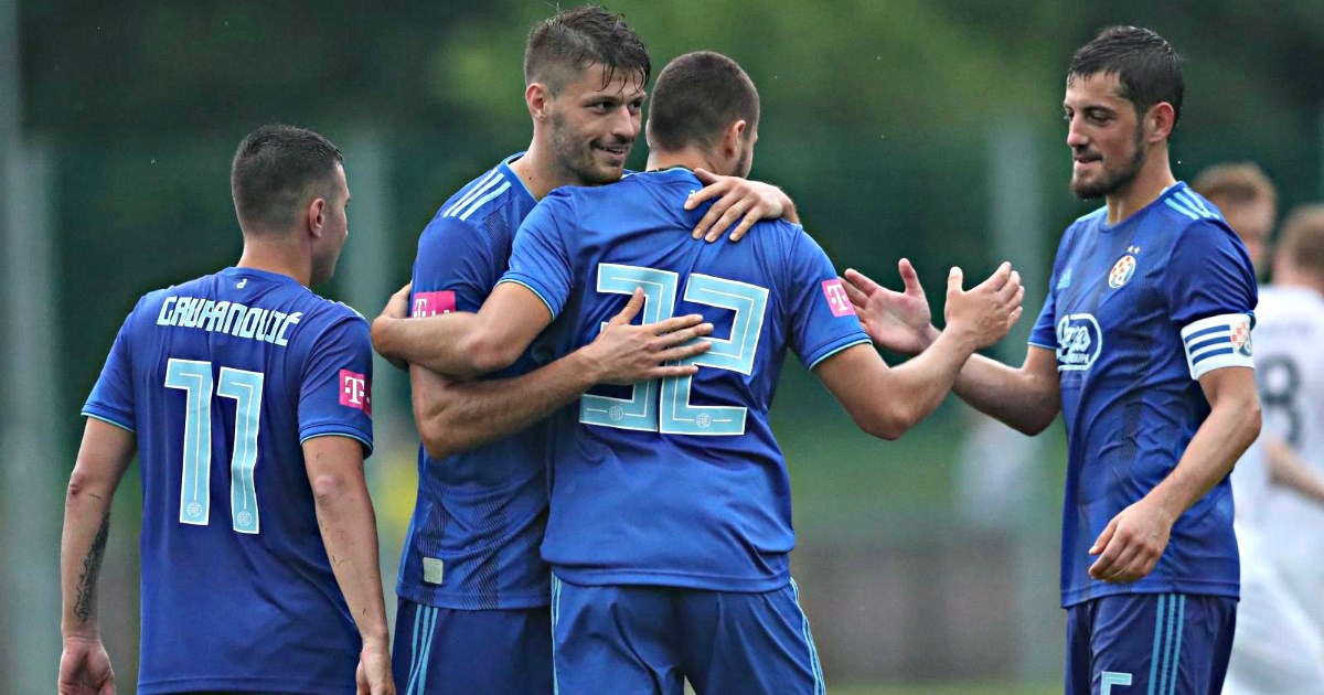 DINAMO - KLAGENFURT 2:0 Prvak Hrvatske rutinski protiv austrijskog drugoligaša