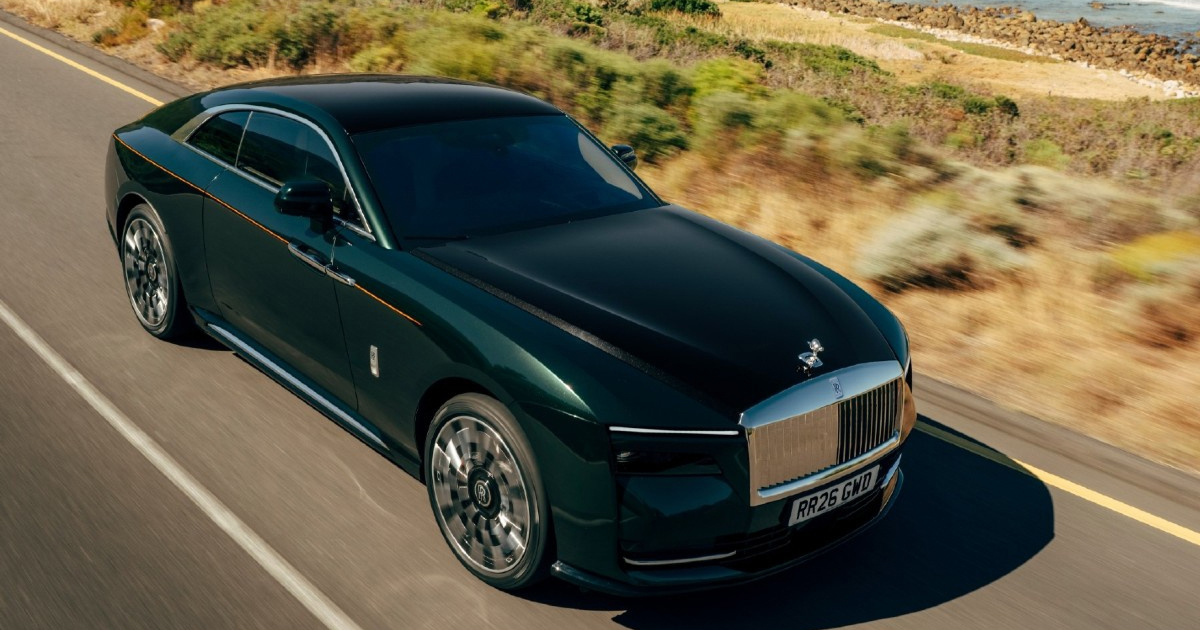 FOTO Ovaj Rolls-Royce ima 8108 svjetala i 16 kilometara konca