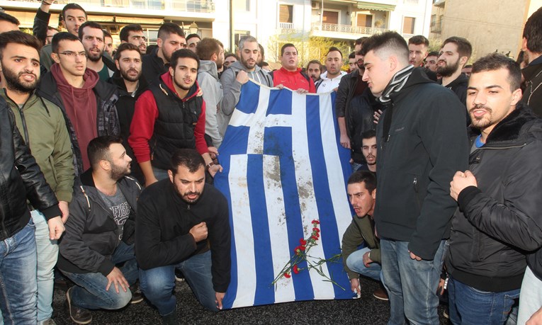 Grčka ukida zabranu ulaska policije na fakultete, oporba se buni
