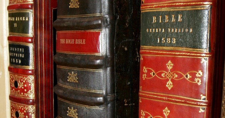 400 godina star primjerak Biblije ide na aukciju