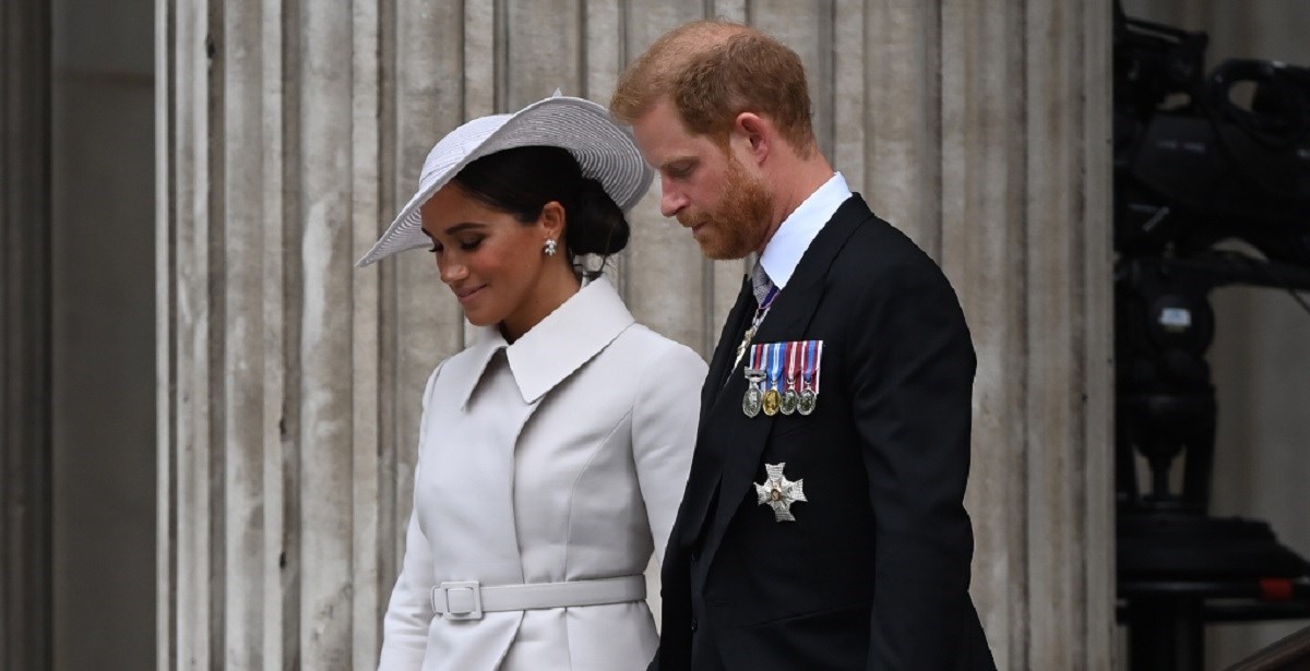 Meghan i Harry stižu u dvorac kod kraljice, pozvana cijela obitelj