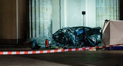 VIDEO Autom se zabio u Brandenburška vrata i poginuo