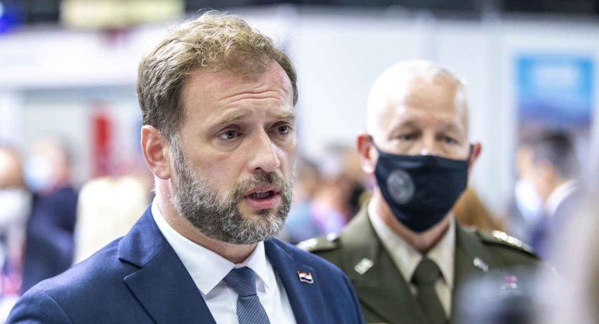 Banožić nakon incidenta u Požegi: Prvi čovjek vojske mi je rekao da će dati ostavku